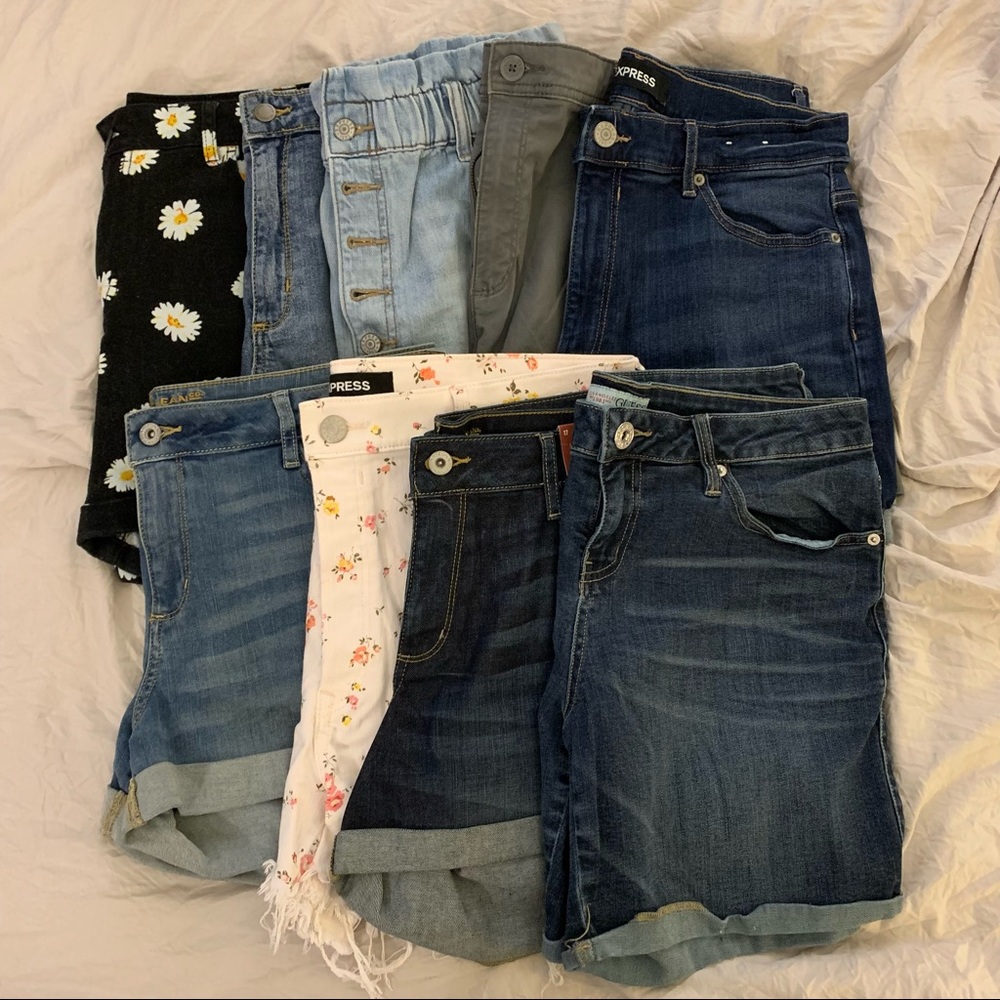 Bundle of jean shorts (9 pieces)
